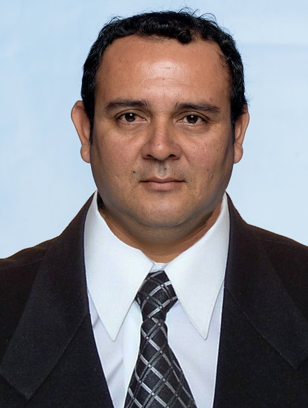 C.P.C. Luis Enrique Mendoza Costa - Director General de Administración